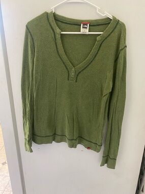 The North Face Women's Olive Green V-Neck Henley Sweater
